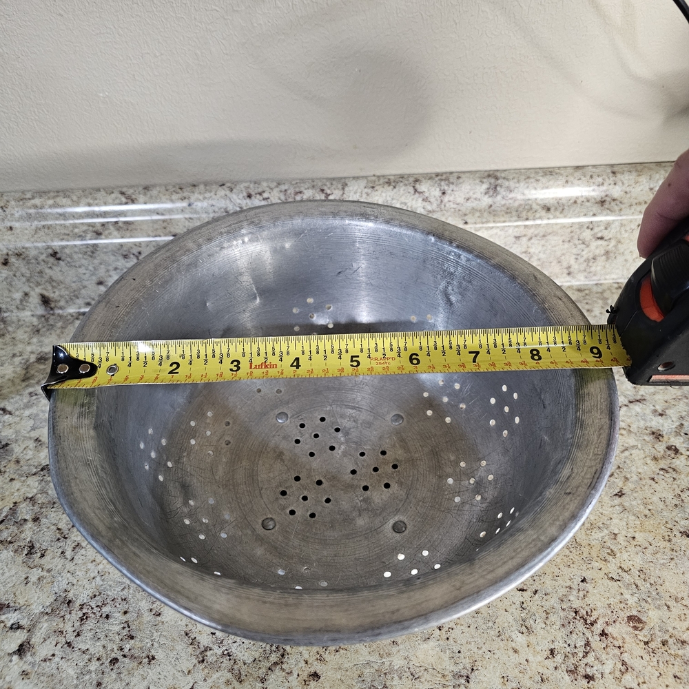 "Vintage" Stainless Steel Colander - Picture 13 of 13